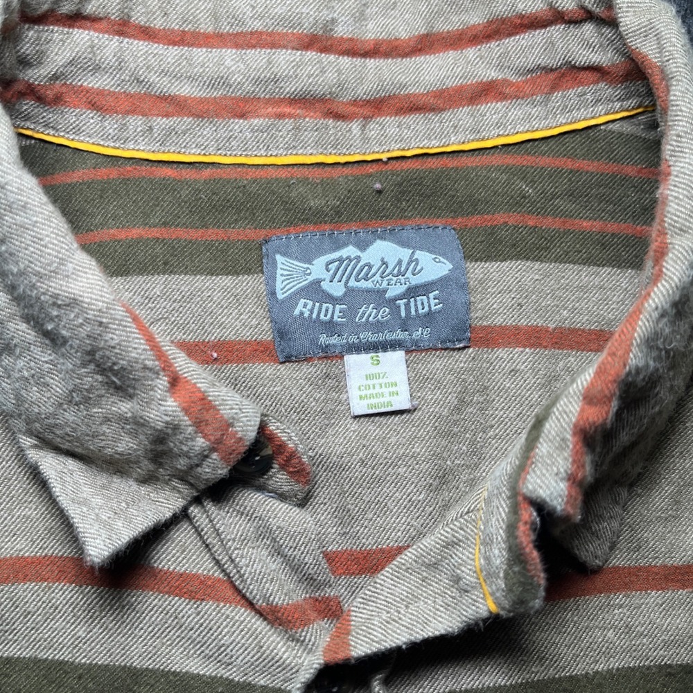Marsh Wear Button Down Mens Small Tan Green Stripe Roll Tab Flannel - Picture 2 of 6